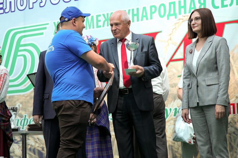 photo 2022 06 11 10 37 55