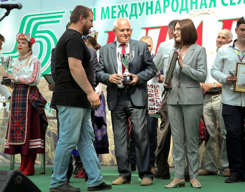 photo 2022 06 11 10 38 32